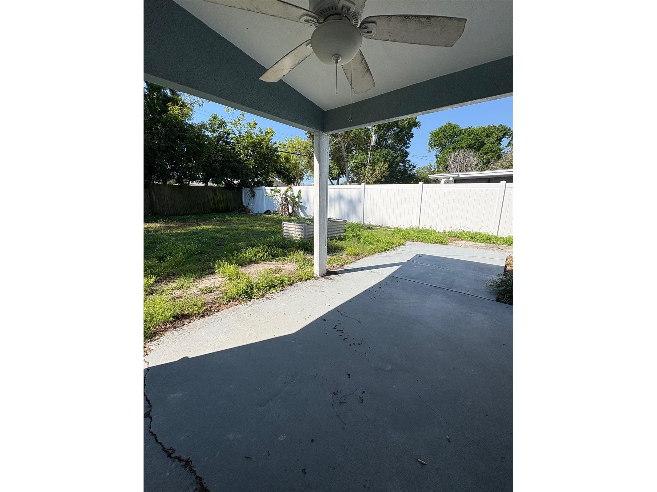 736 86th Avenue N Saint Petersburg FL 33702 TB8491571 image30