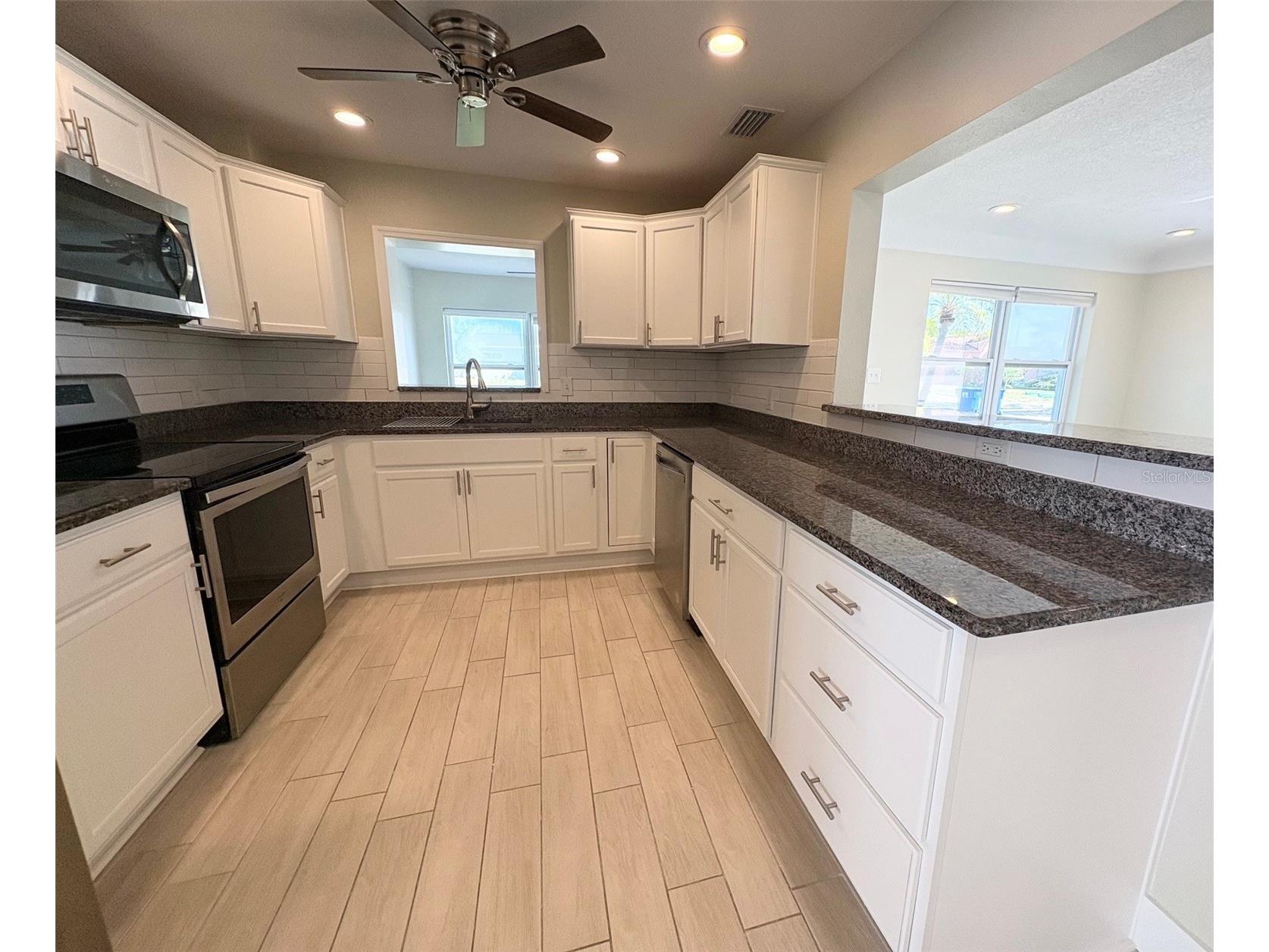 736 86th Avenue N Saint Petersburg FL 33702 TB8491571 image6