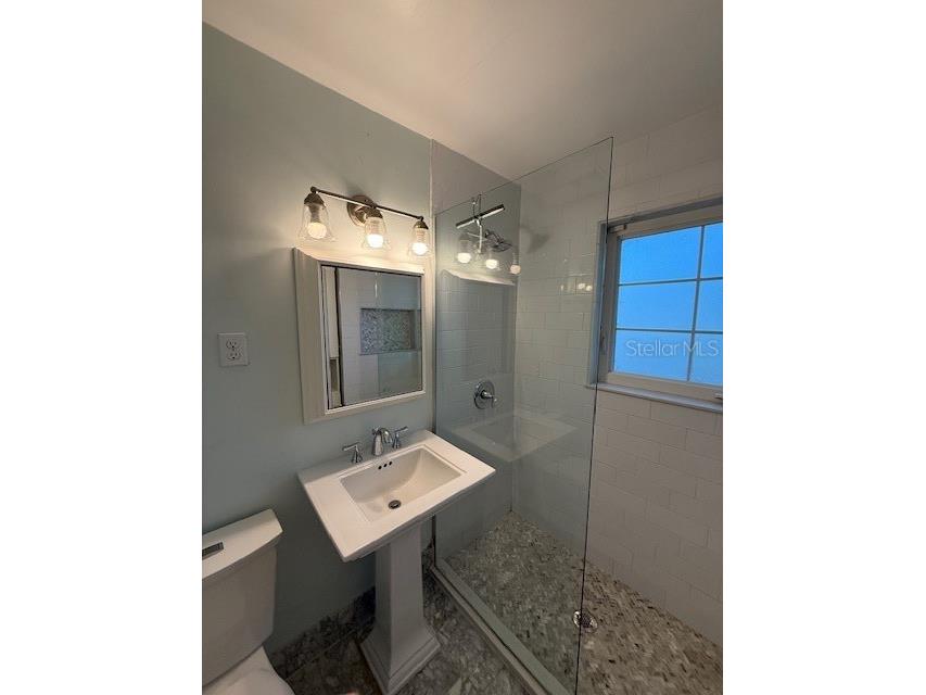 736 Essex Place Orlando FL 32803 O6374717 image18