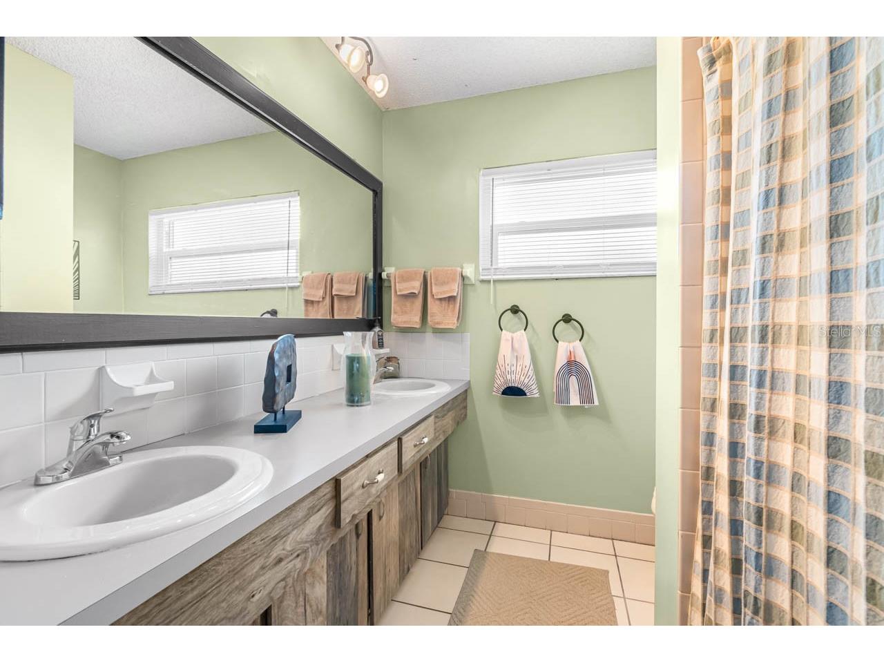 736 Flamingo Drive Apollo Beach FL 33572 TB8510765 image30