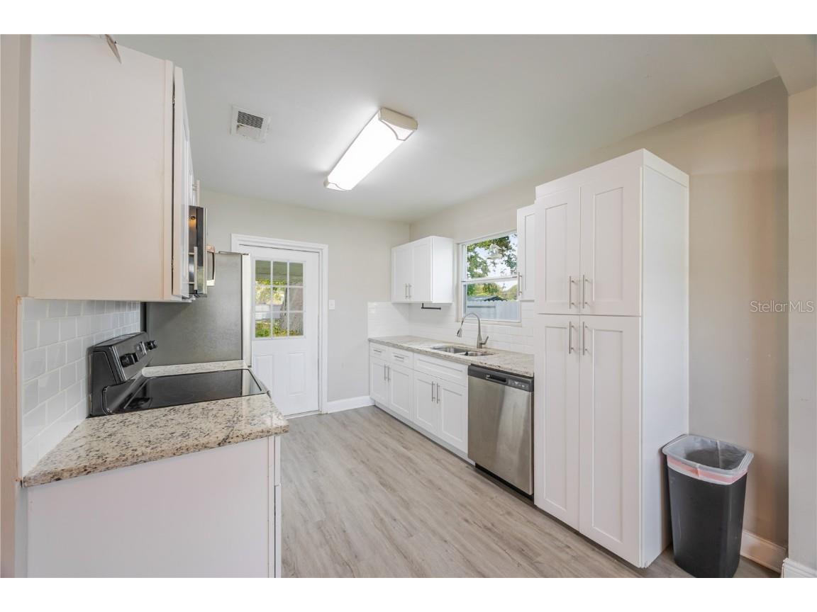 736 Hull Street Lakeland FL 33805 TB8451371 image5