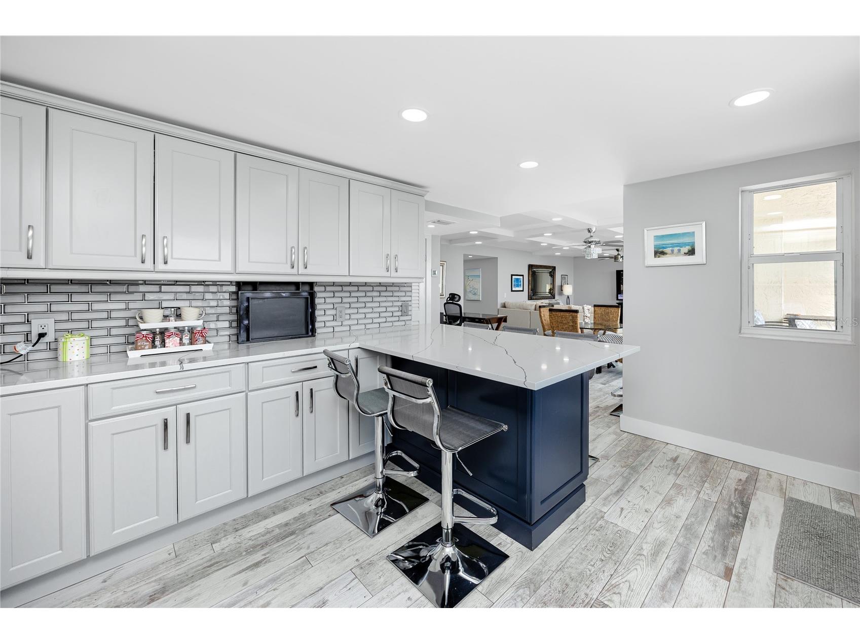736 Island Way #1001 Clearwater Beach FL 33767 - MANDALAY CHANNEL TB8519491 image10