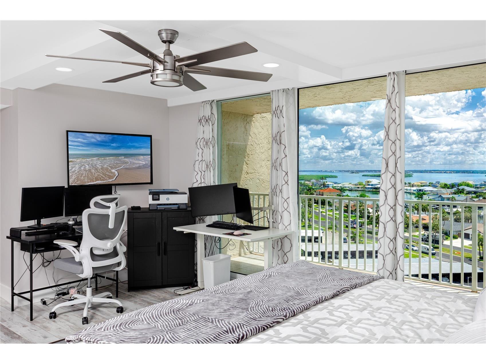 736 Island Way #1001 Clearwater Beach FL 33767 - MANDALAY CHANNEL TB8519491 image4