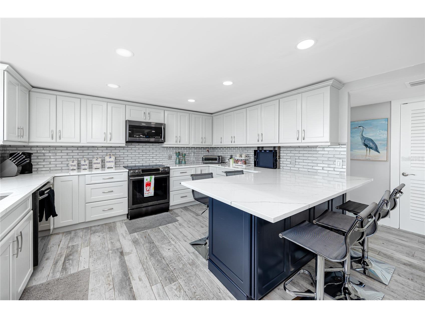 736 Island Way #1001 Clearwater Beach FL 33767 - MANDALAY CHANNEL TB8519491 image6