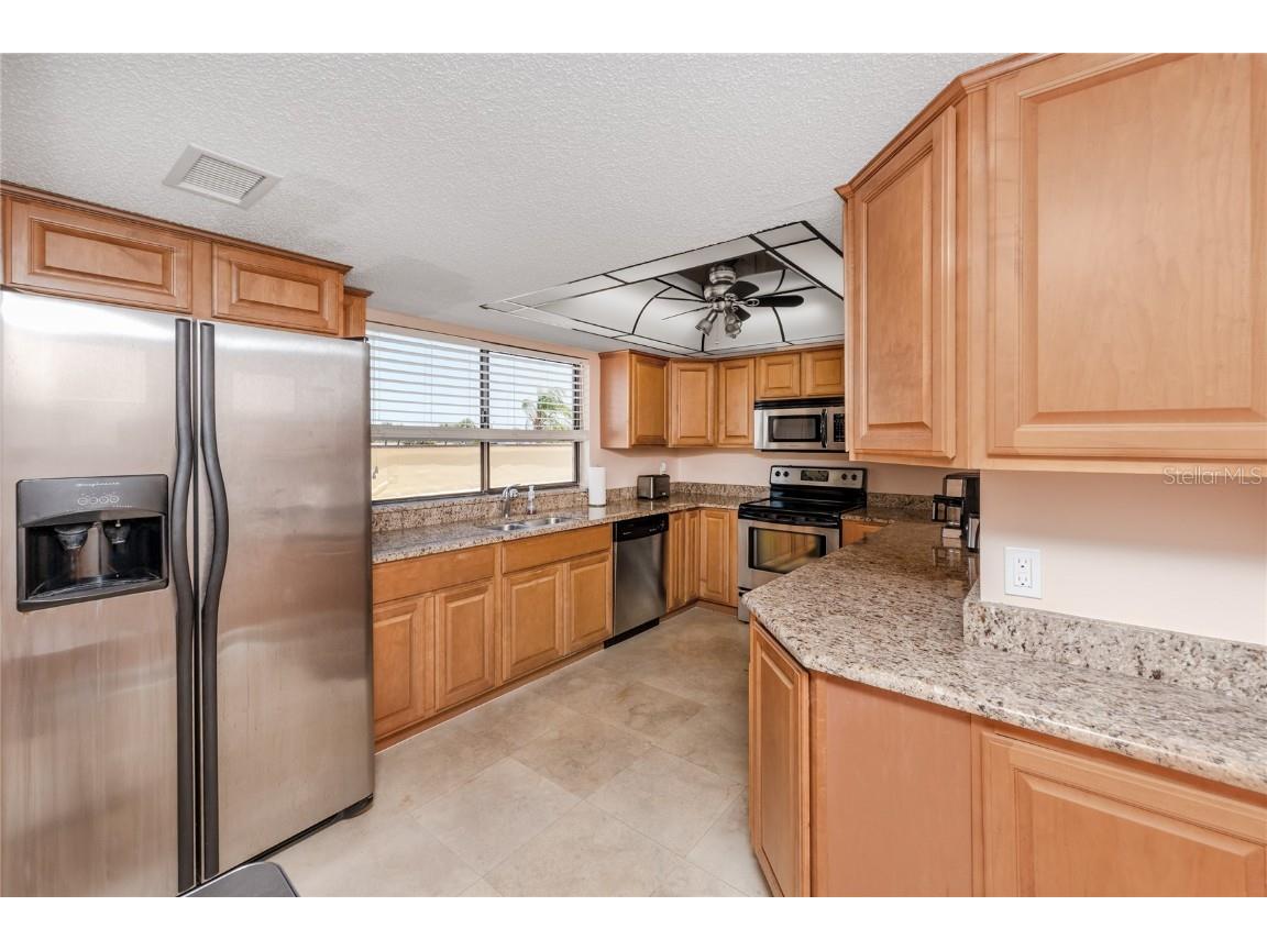 736 Island Way #201 Clearwater Beach FL 33767 - MANDALAY CHANNEL TB8461051 image6