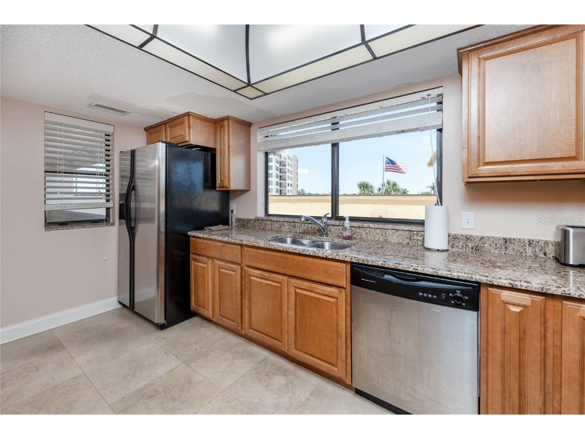 736 Island Way #201 Clearwater Beach FL 33767 - MANDALAY CHANNEL TB8461051 image8