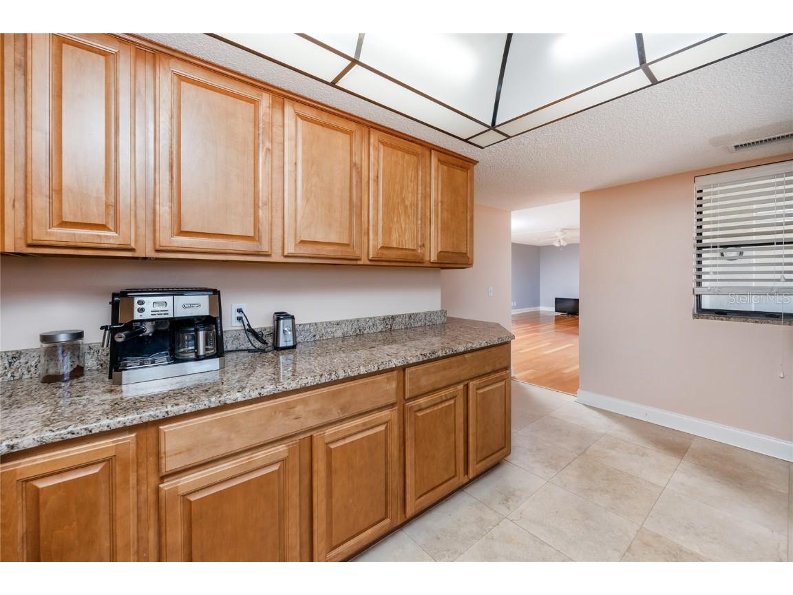 736 Island Way #201 Clearwater Beach FL 33767 - MANDALAY CHANNEL TB8461051 image9