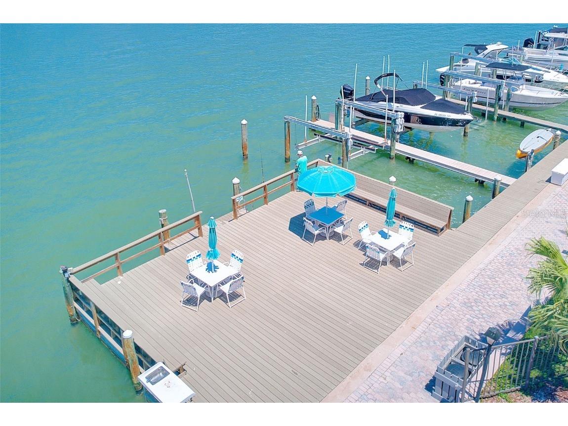 736 Island Way #404 Clearwater Beach FL 33767 U8244093 image5