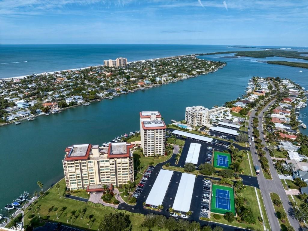 736 Island Way #406 Clearwater FL 33767 - INTRACOASTAL U8188919 image1