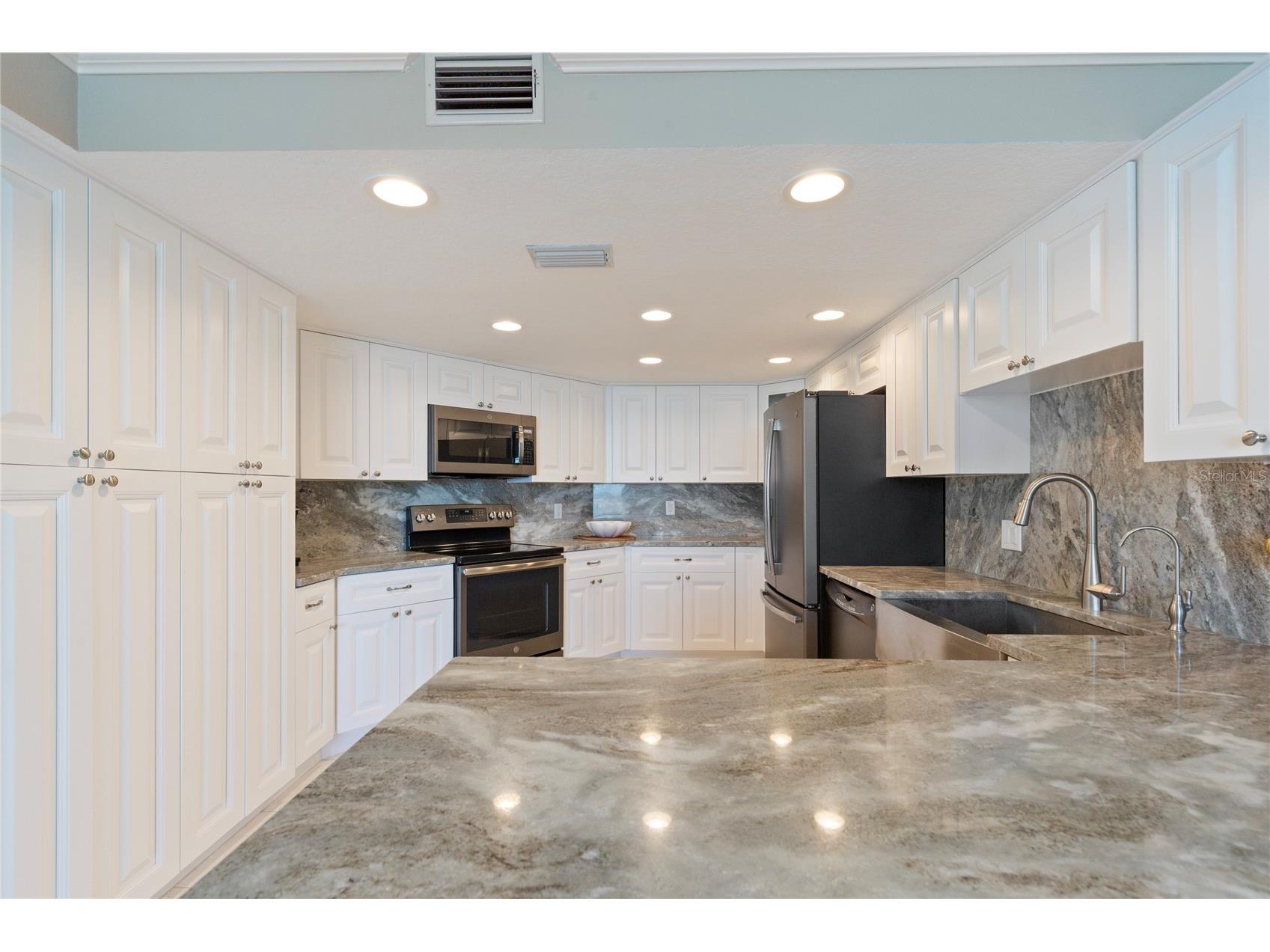 736 Island Way #406 Clearwater FL 33767 - INTRACOASTAL TB8456553 image22
