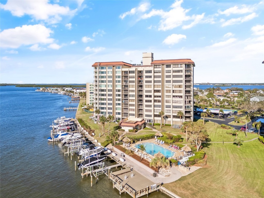 736 Island Way #503 Clearwater Beach FL 33767 TB8302830 image1
