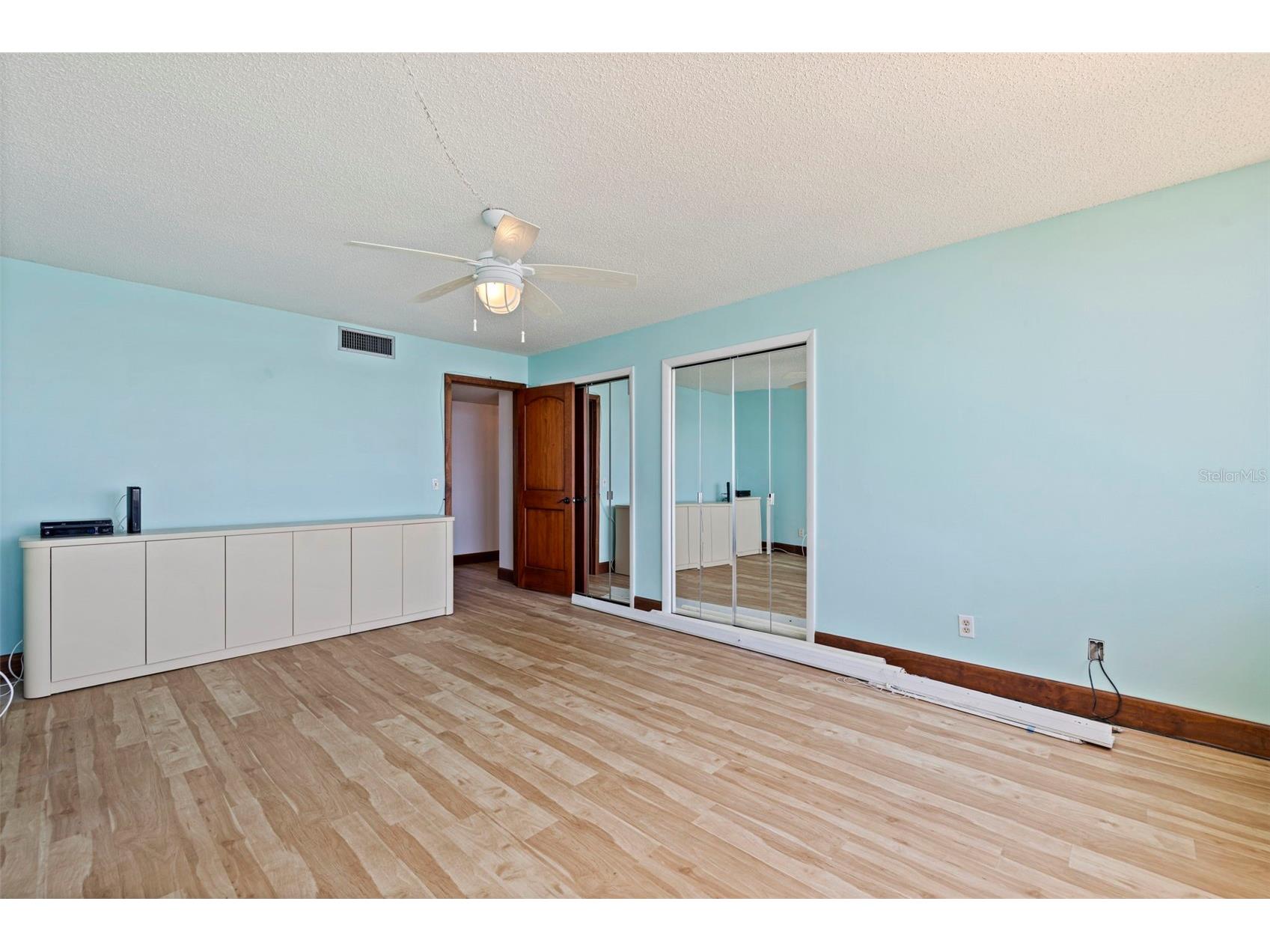736 Island Way #504 Clearwater Beach FL 33767 - INTRACOASTAL MANDALAY CHANNEL TB8499614 image33