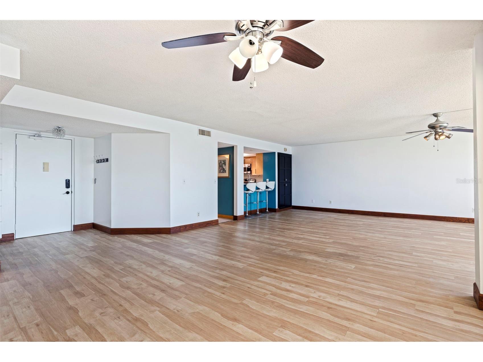 736 Island Way #504 Clearwater Beach FL 33767 - INTRACOASTAL MANDALAY CHANNEL TB8499614 image7
