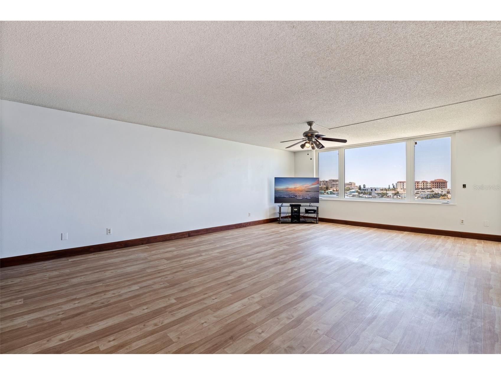 736 Island Way #504 Clearwater Beach FL 33767 - INTRACOASTAL MANDALAY CHANNEL TB8499614 image9