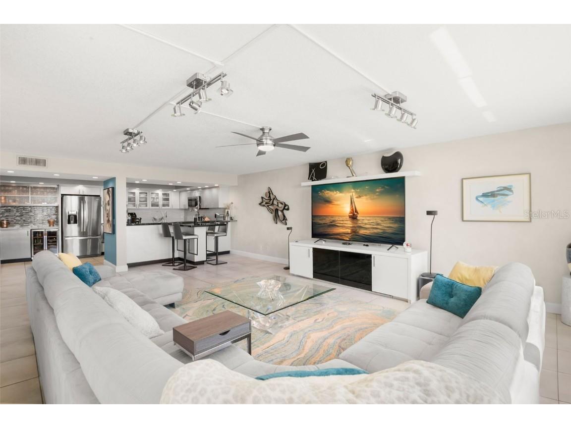 736 Island Way #604 Clearwater Beach FL 33767 - MANDALAY CHANNEL TB8417372 image15