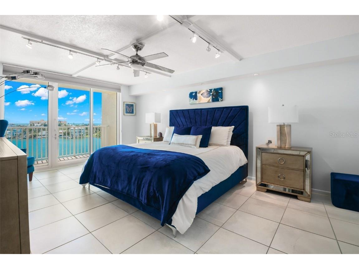 736 Island Way #604 Clearwater Beach FL 33767 - MANDALAY CHANNEL TB8417372 image24