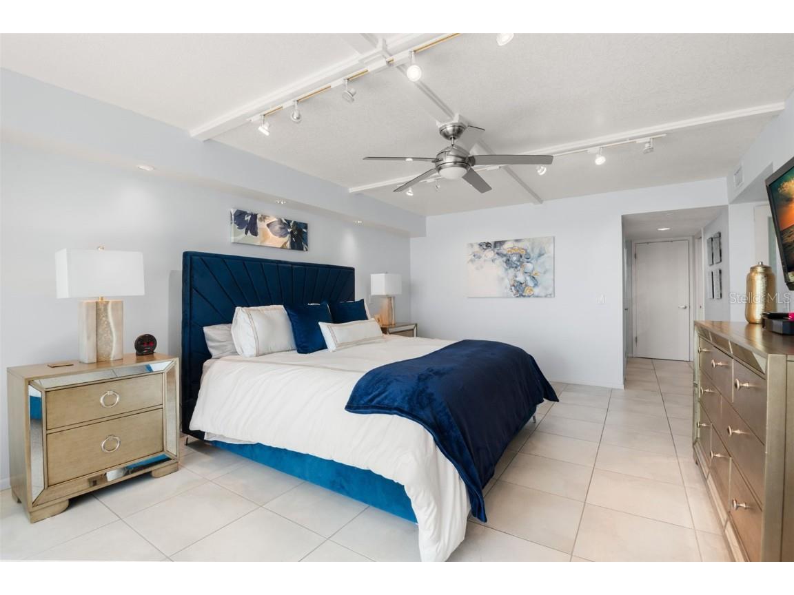 736 Island Way #604 Clearwater Beach FL 33767 - MANDALAY CHANNEL TB8417372 image25