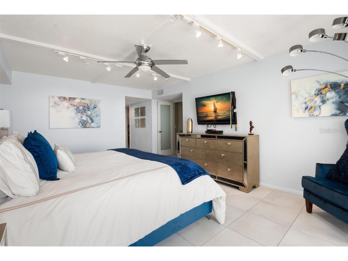 736 Island Way #604 Clearwater Beach FL 33767 - MANDALAY CHANNEL TB8417372 image26