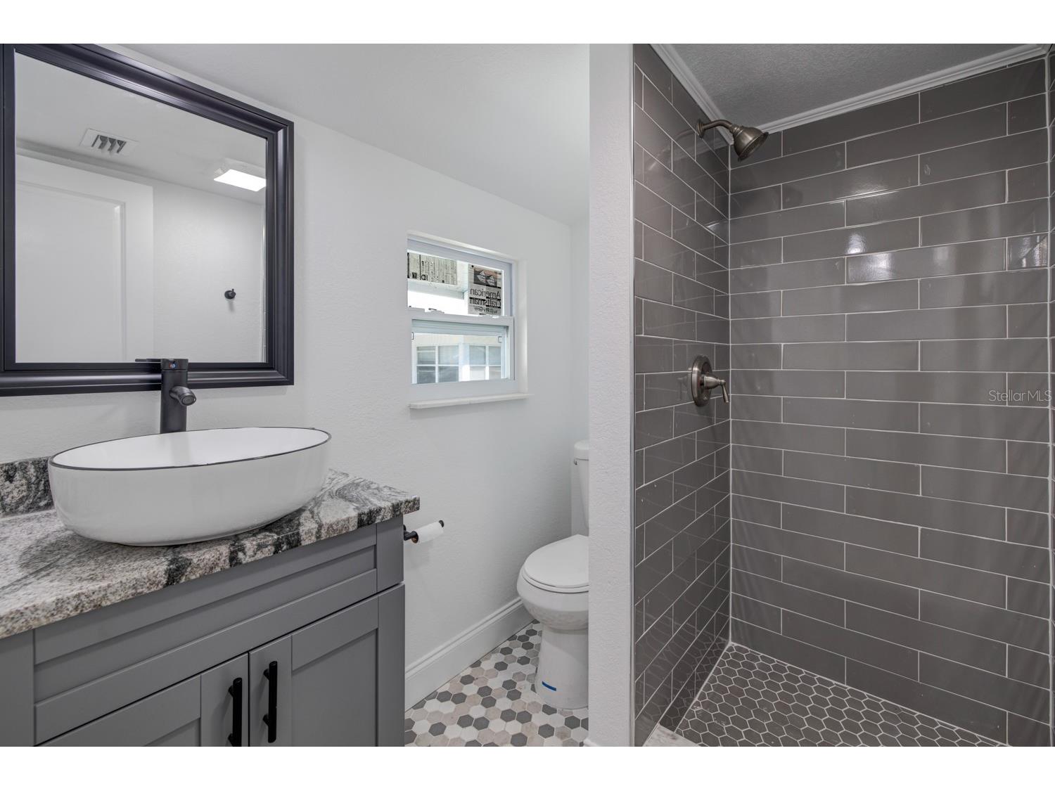 736 Jackson Street N #2 Saint Petersburg FL 33705 TB8511672 image12