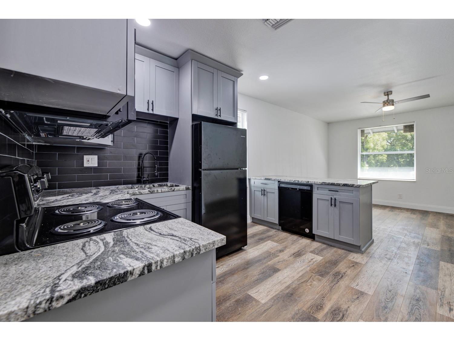 736 Jackson Street N #2 Saint Petersburg FL 33705 TB8511672 image9