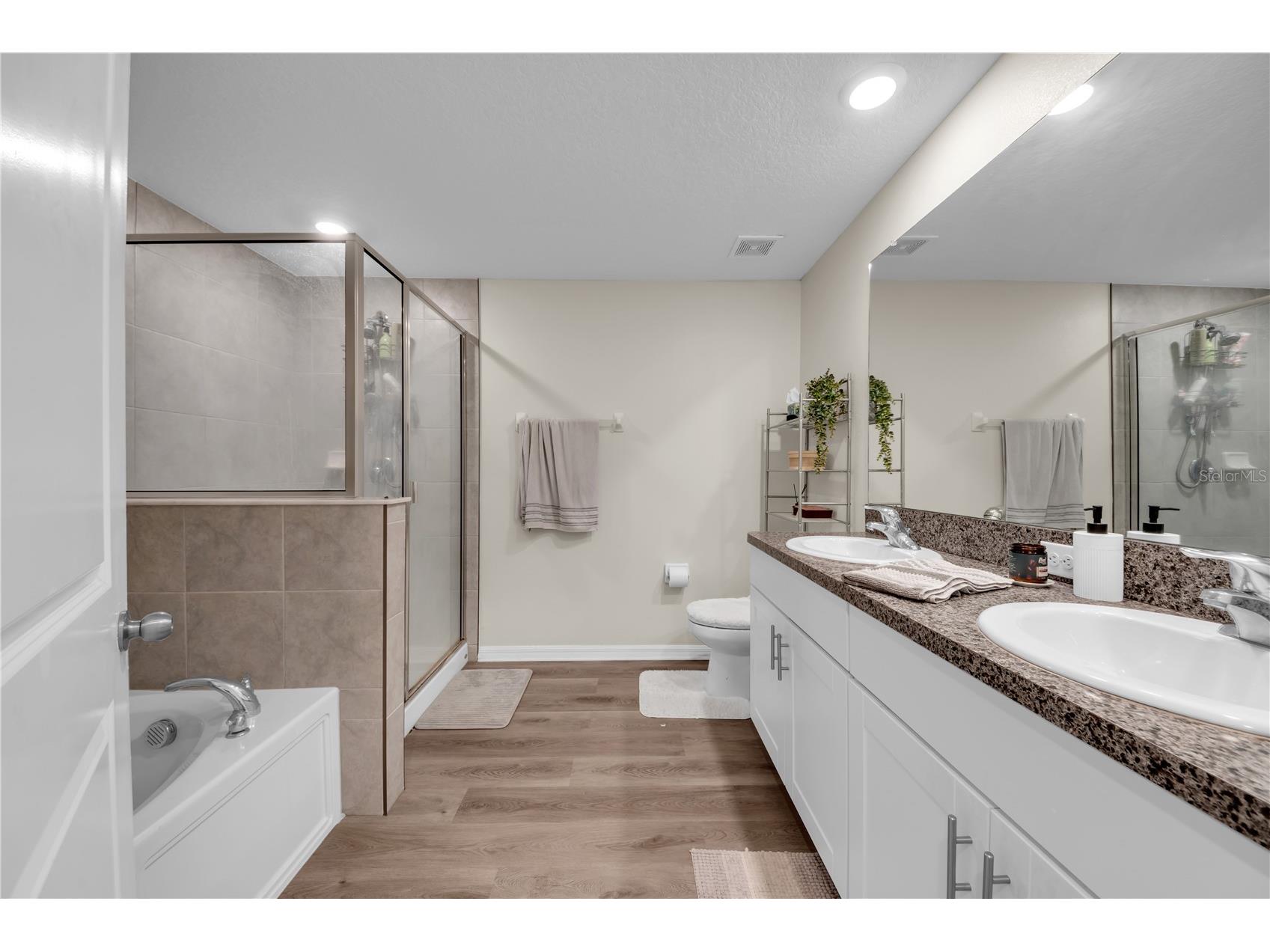 736 Royal Empress Drive Ruskin FL 33570 TB8441326 image19