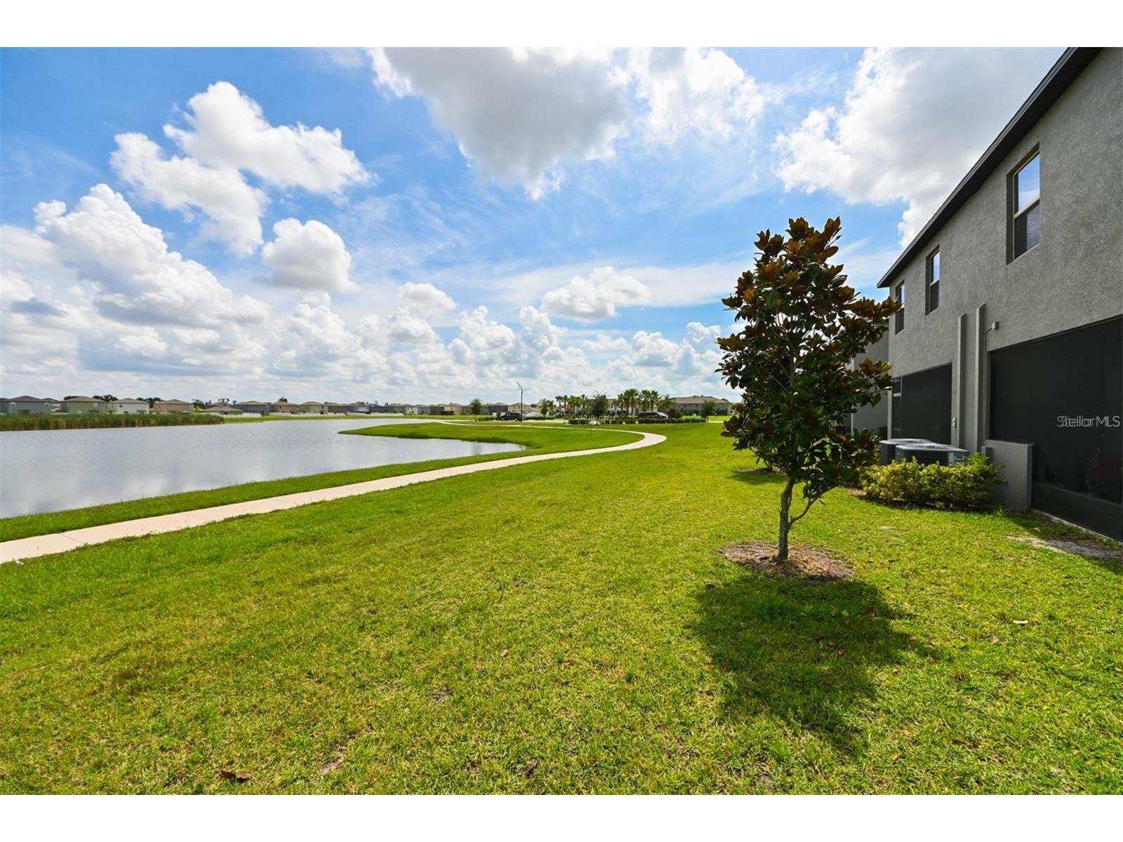 736 Royal Empress Drive Ruskin FL 33570 TB8441326 image28