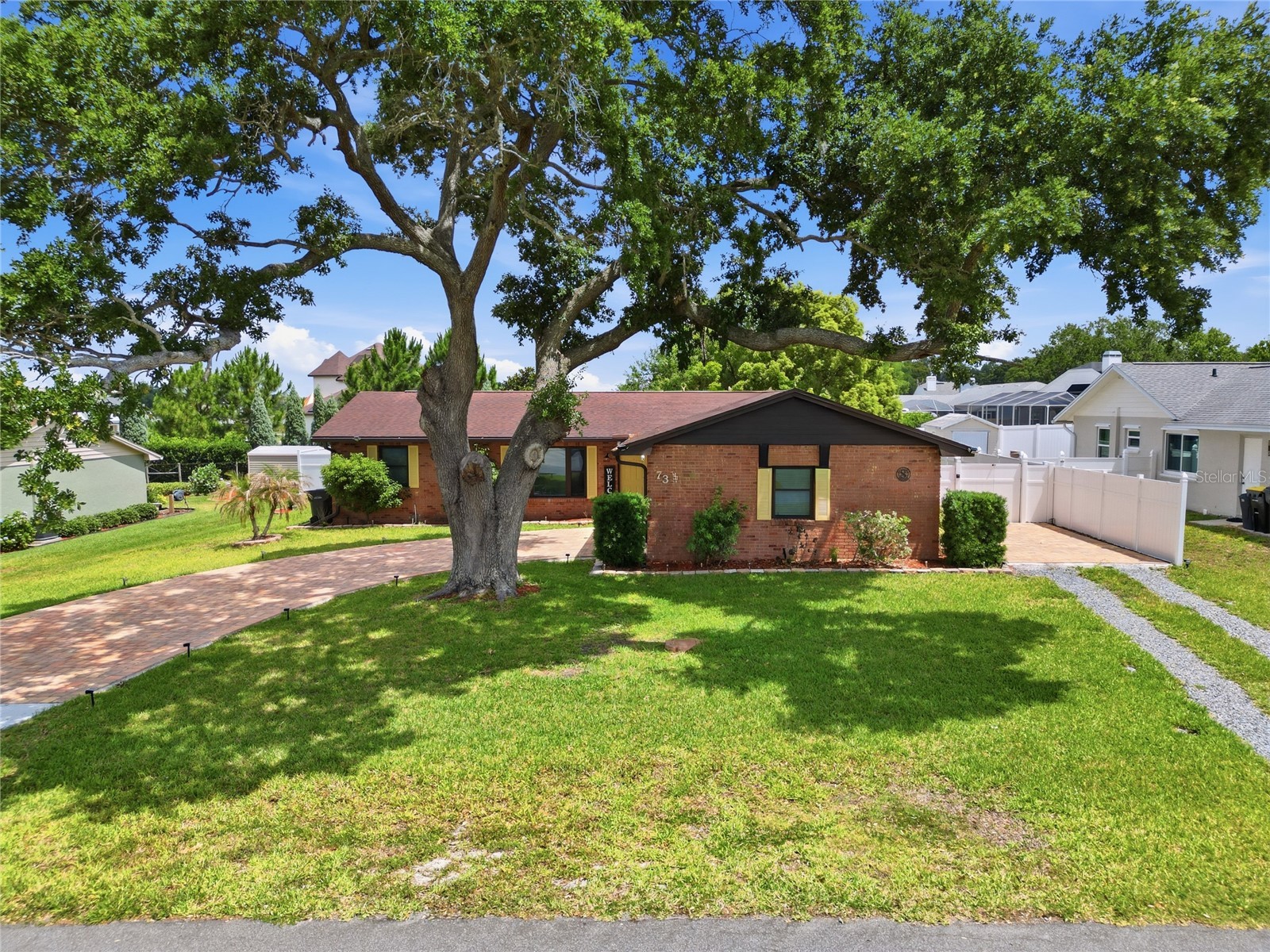 736 Scott Lake Village N Lakeland FL 33813 B4902261 image1