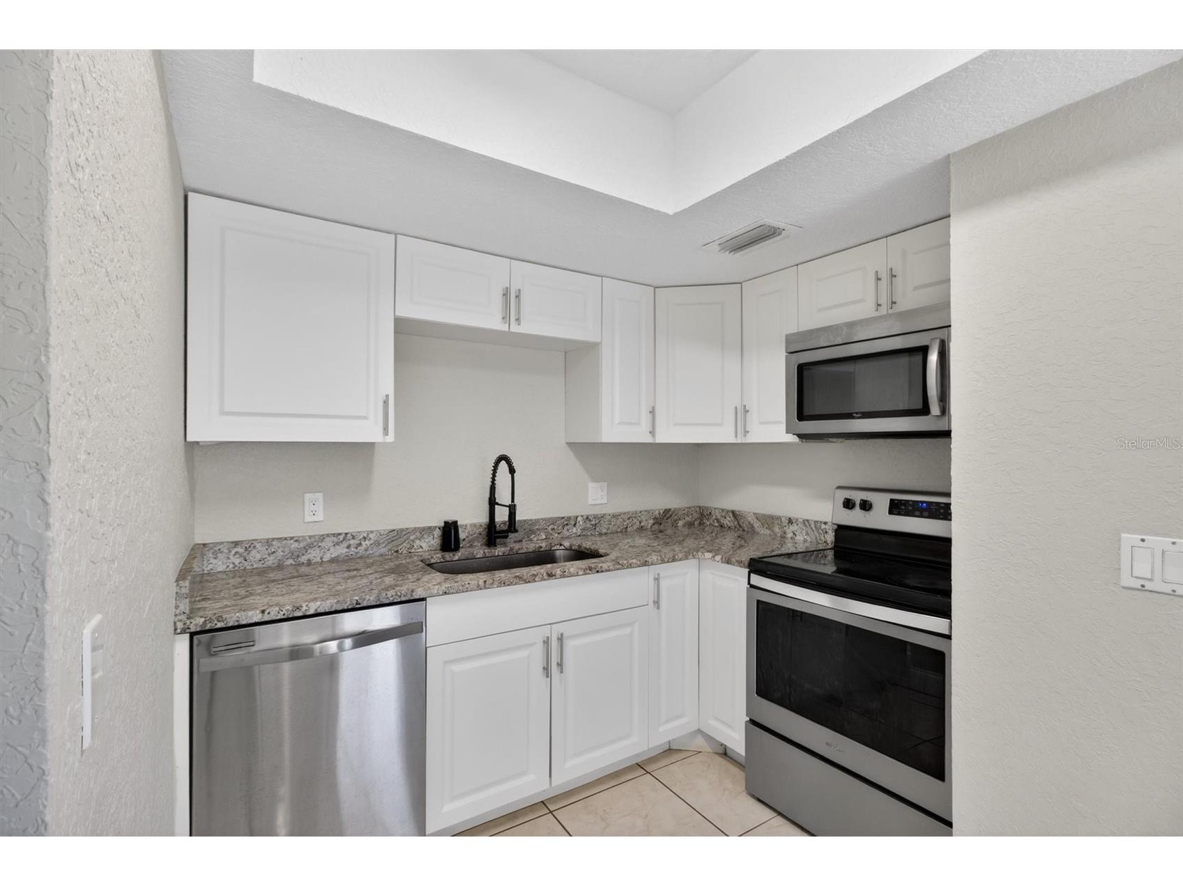 736 Summerland Drive Winter Springs FL 32708 O6402028 image2