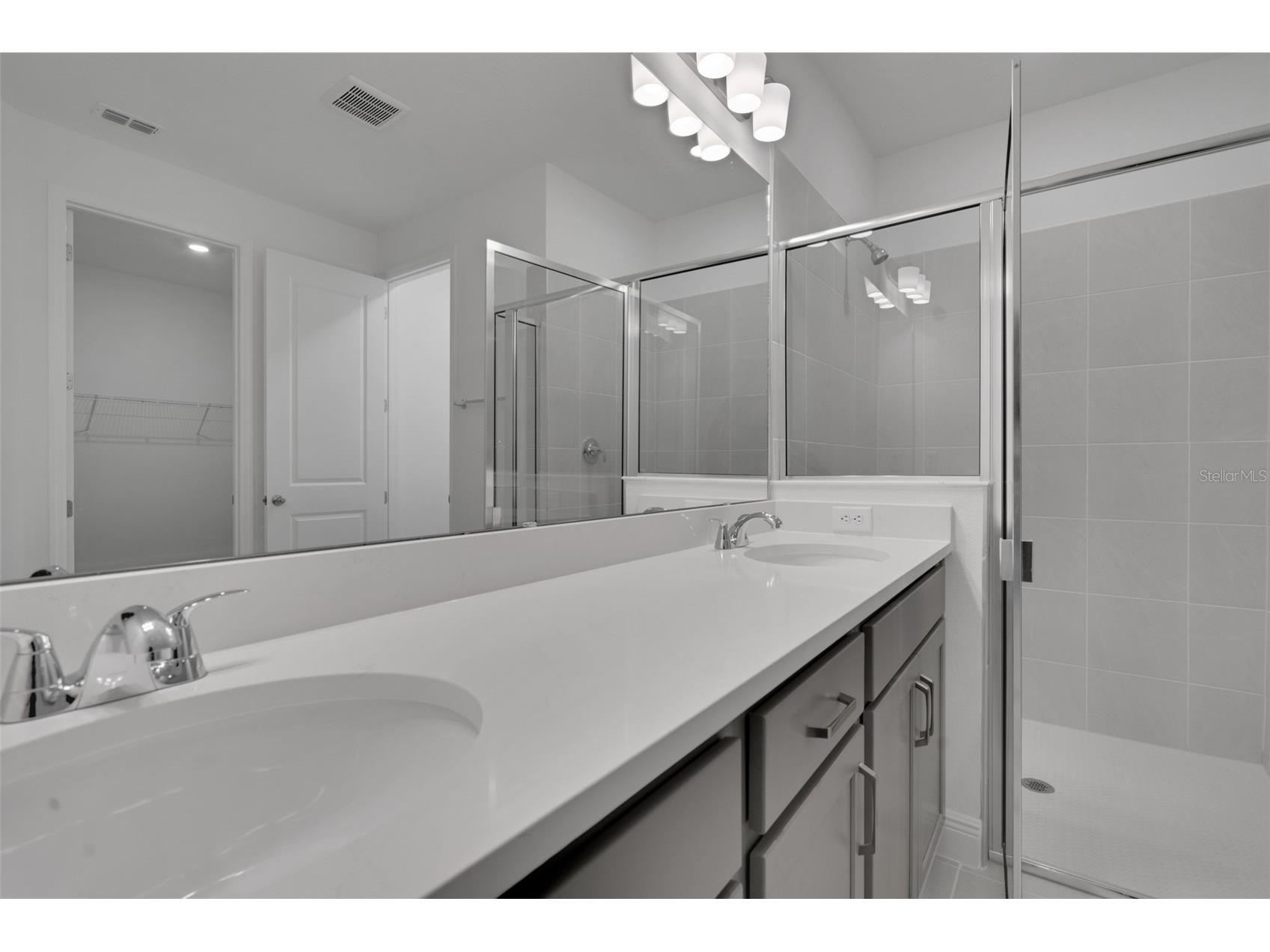 736 Sunshower Drive Lady Lake FL 32159 G5110995 image35