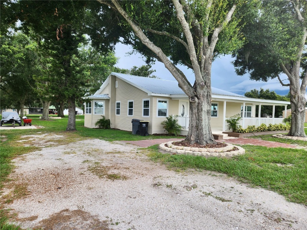 736 W Lake Wales Road S Lake Wales FL 33859 A4577714 image1