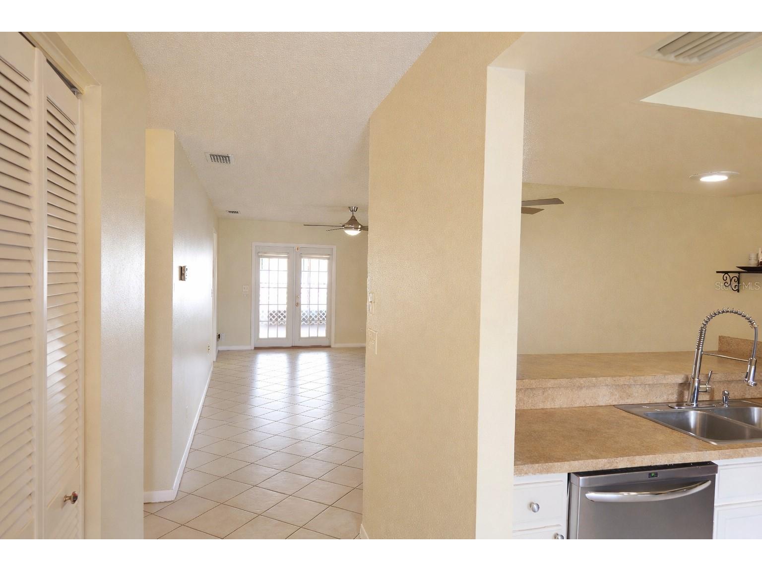 7360 Ulmerton Road #20F Largo FL 33771 TB8462073 image4