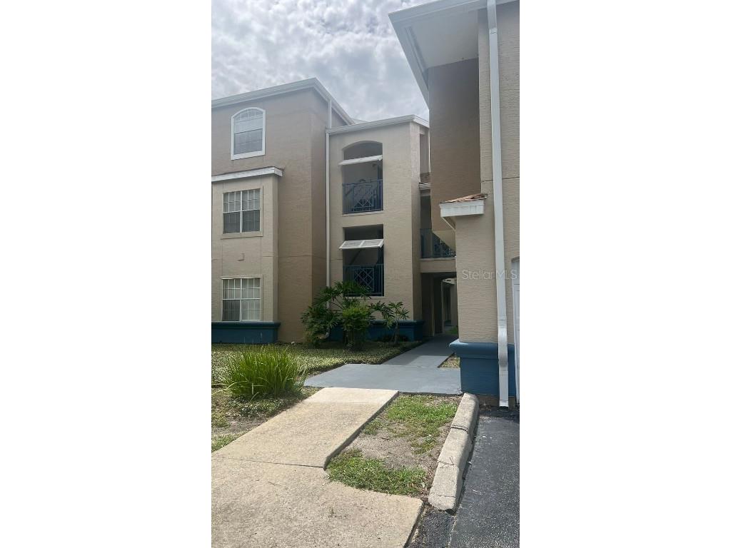 7360 Westpointe Boulevard #111 Orlando FL 32835 O6136435 image1