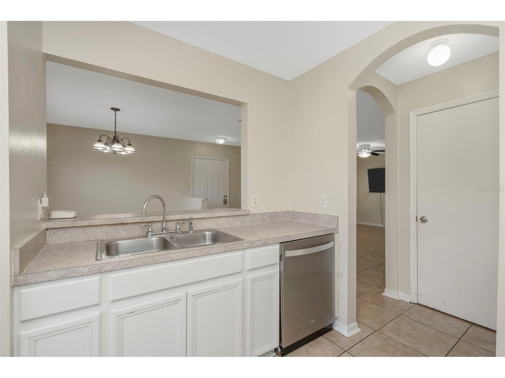 7361 E Bank Drive Tampa FL 33617 TB8531534 image10
