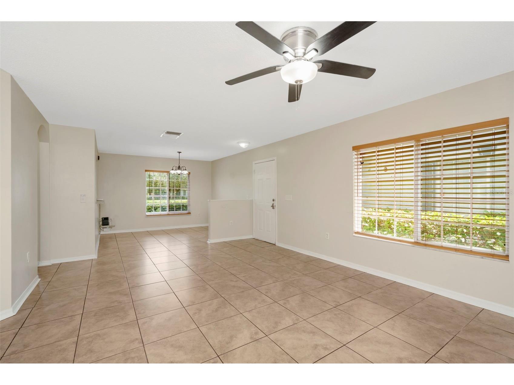 7361 E Bank Drive Tampa FL 33617 TB8531534 image6
