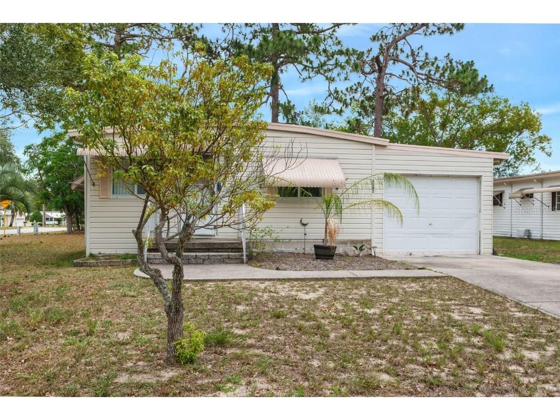 7362 Brookridge Central Boulevard Brooksville FL 34613 W7855129 image1