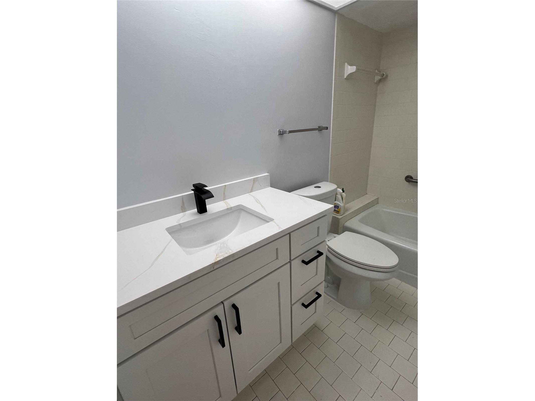 7362 Silver Fern Boulevard #8 Sarasota FL 34241 A4678528 image14