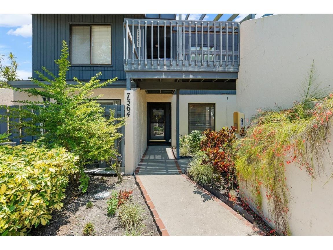 7364 Cloister Drive #7364 Sarasota FL 34231 A4660633 image1