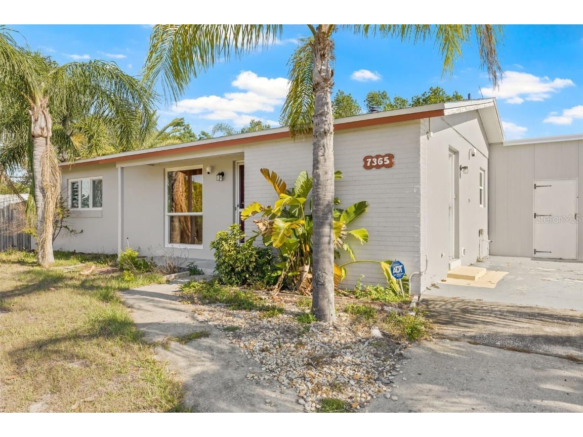 7365 Pinehurst Drive Spring Hill FL 34606 W7874696 image1