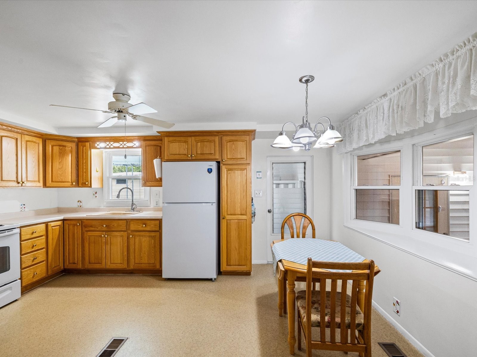 7366 First Loop Avenue Brooksville FL 34613 W7884379 image18