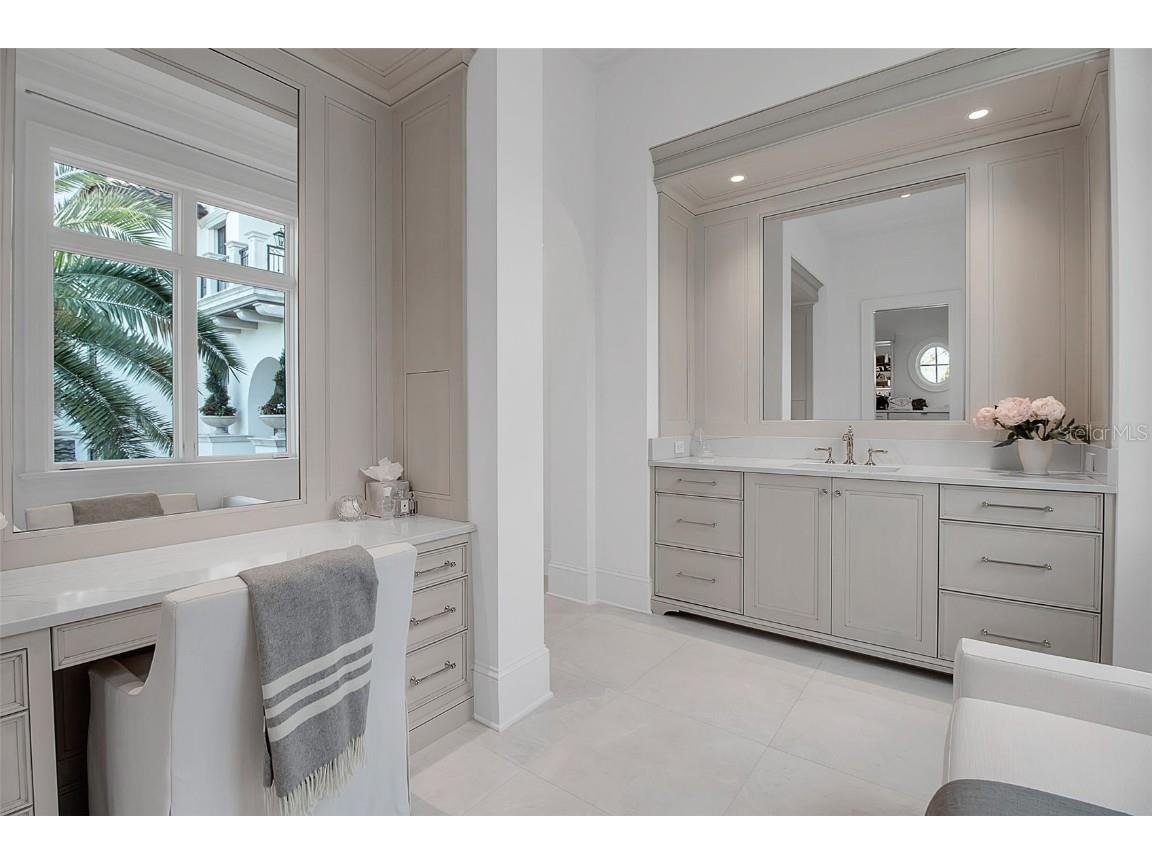 7366 Point Of Rocks Road Sarasota FL 34242 A4673754 image31