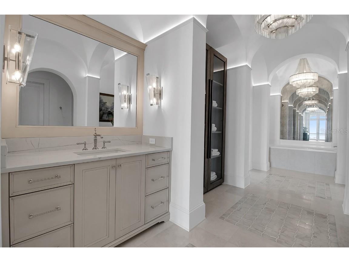 7366 Point Of Rocks Road Sarasota FL 34242 A4673754 image32
