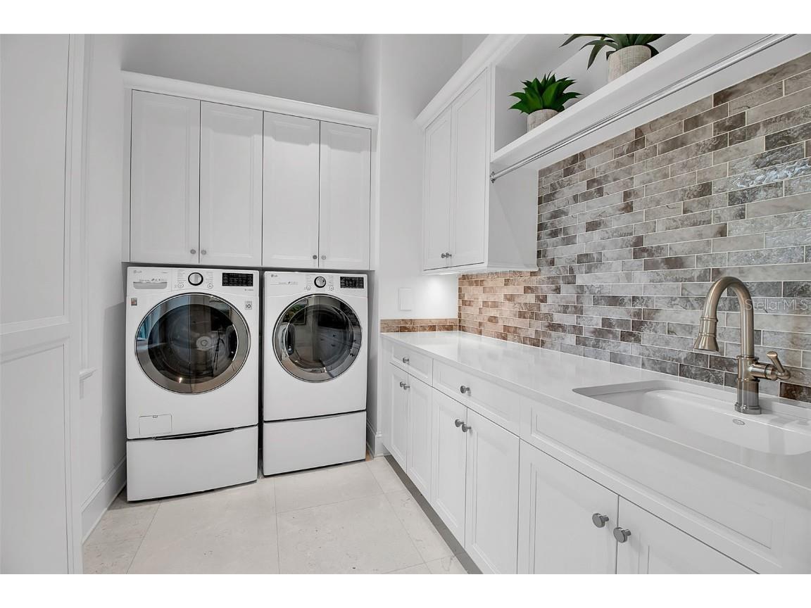 7366 Point Of Rocks Road Sarasota FL 34242 A4673754 image37