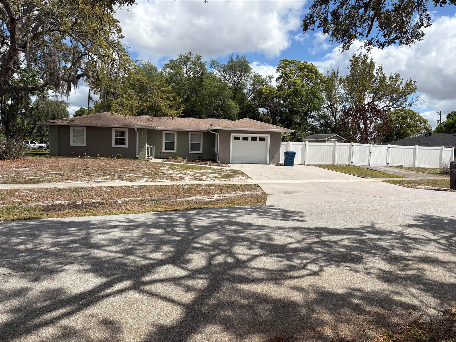 7367 Gates Circle Spring Hill FL 34606 W7884633 image1