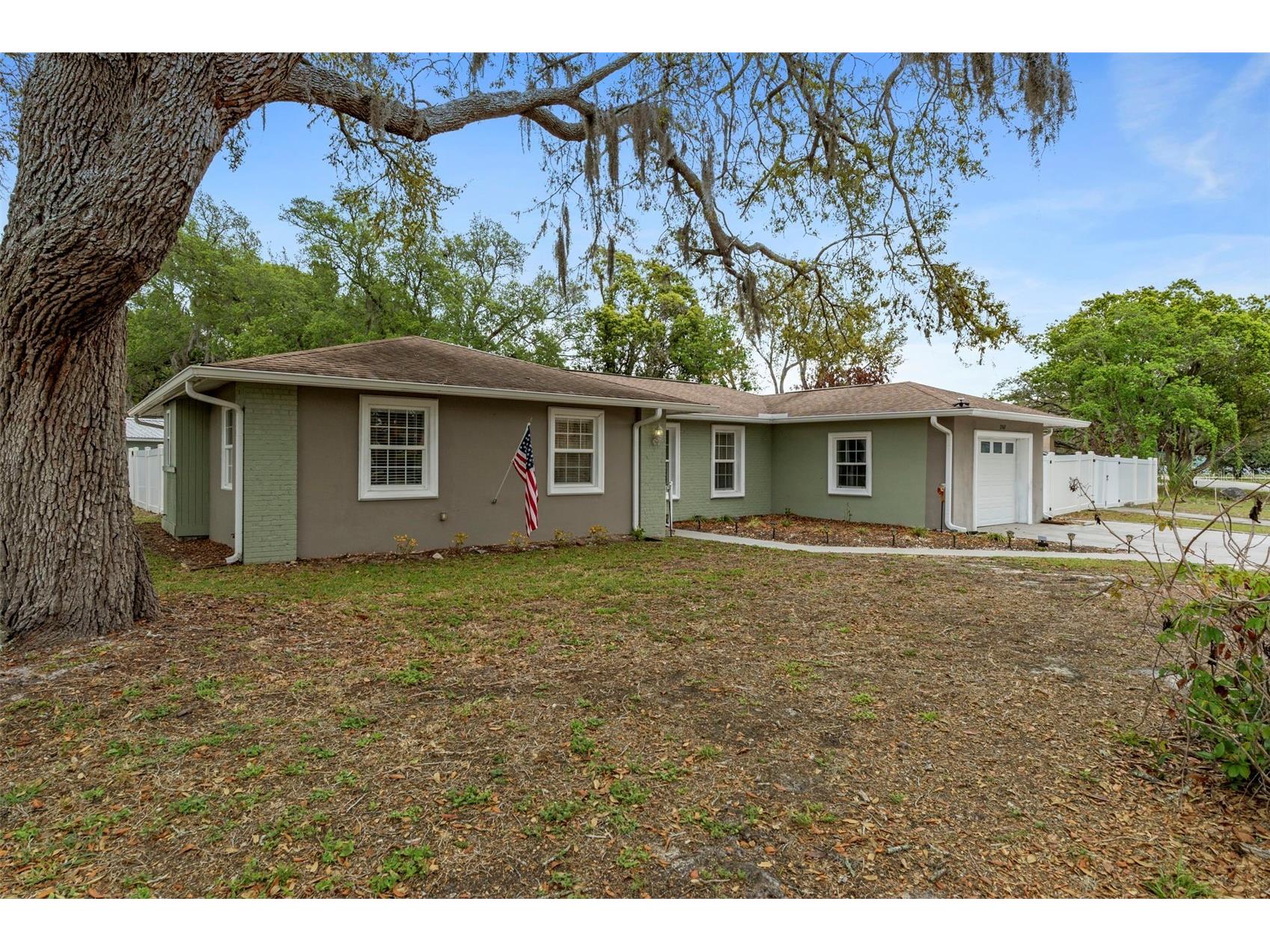 7367 Gates Circle Spring Hill FL 34606 W7884633 image3