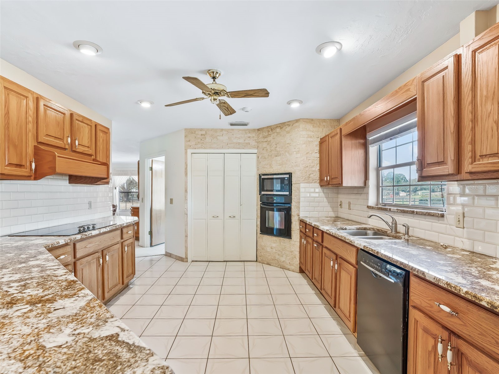 7368 NW 14th Street Ocala FL 34482 OM719749 image8