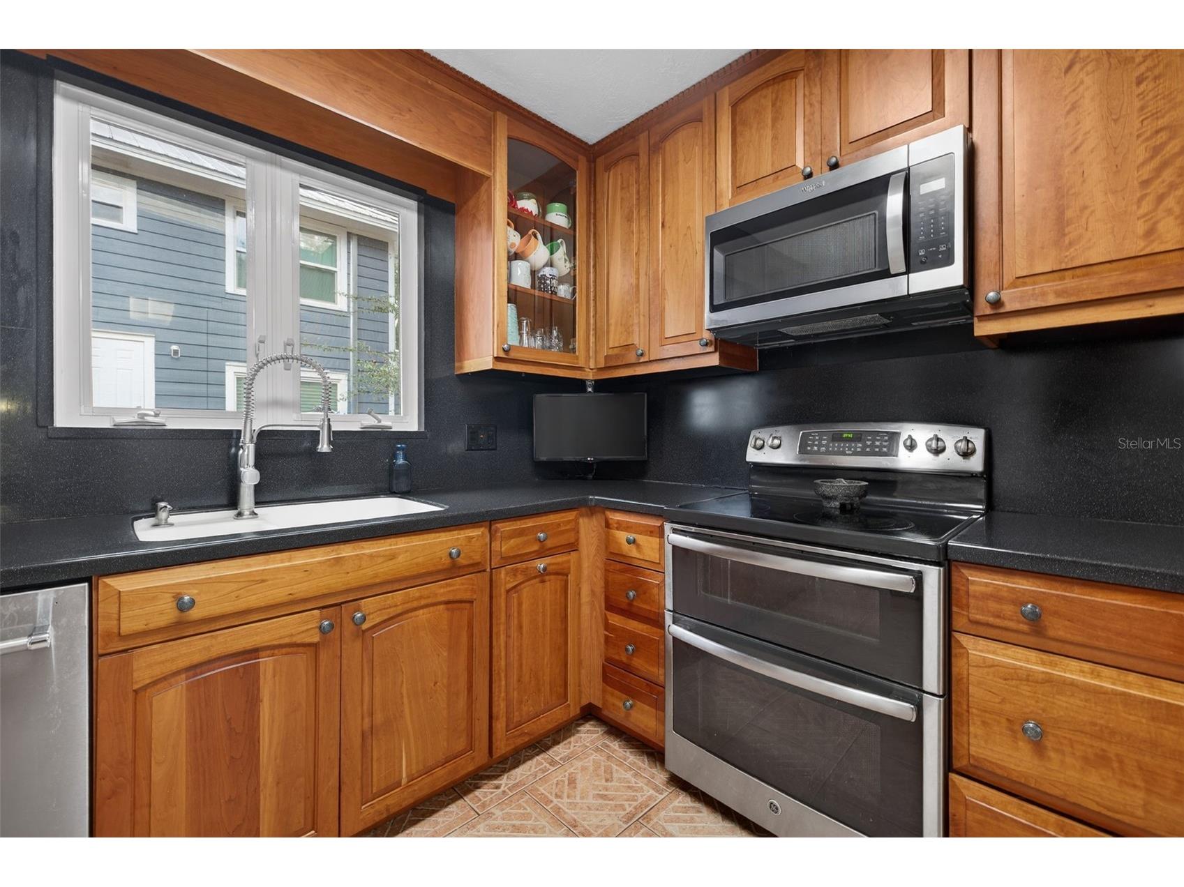 737 28th Avenue N Saint Petersburg FL 33704 TB8448990 image14