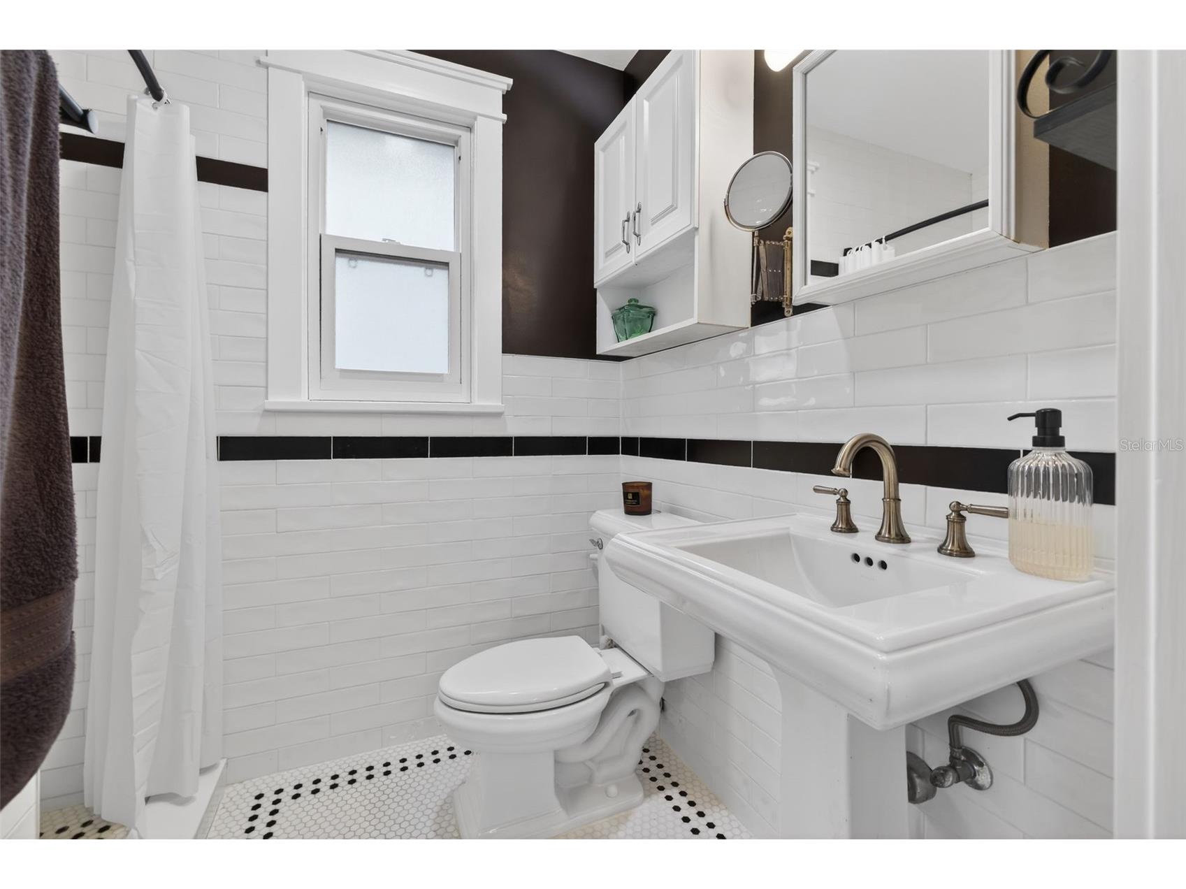 737 28th Avenue N Saint Petersburg FL 33704 TB8448990 image23