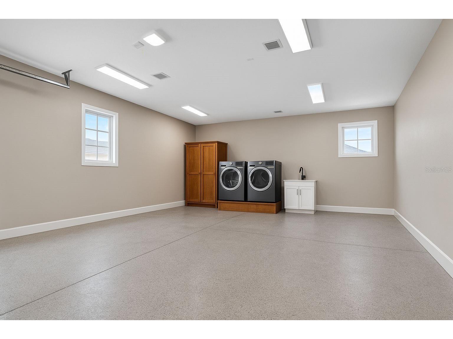 737 28th Avenue N Saint Petersburg FL 33704 TB8448990 image53