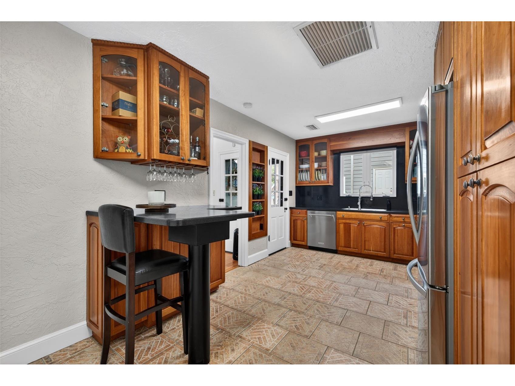 737 28th Avenue N Saint Petersburg FL 33704 TB8448990 image9