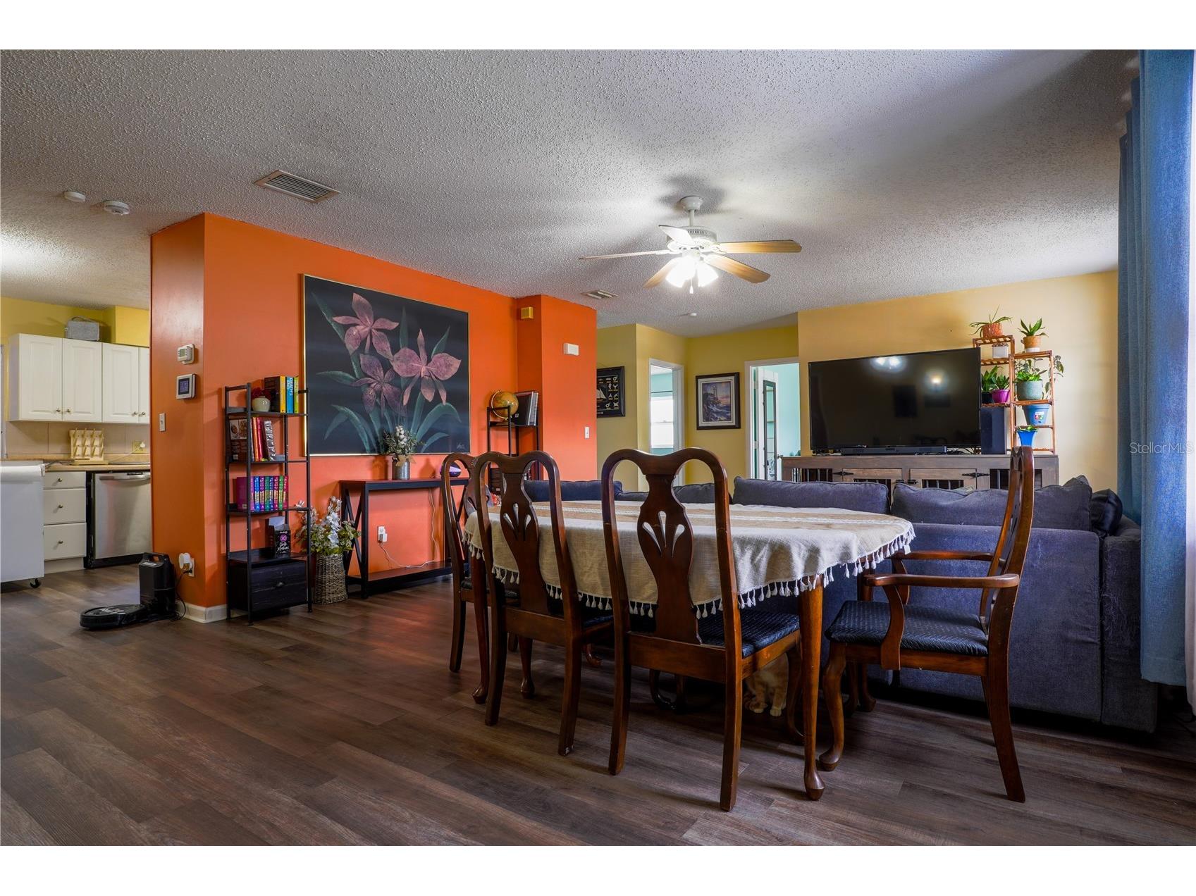737 52nd Avenue S Saint Petersburg FL 33705 TB8516142 image3